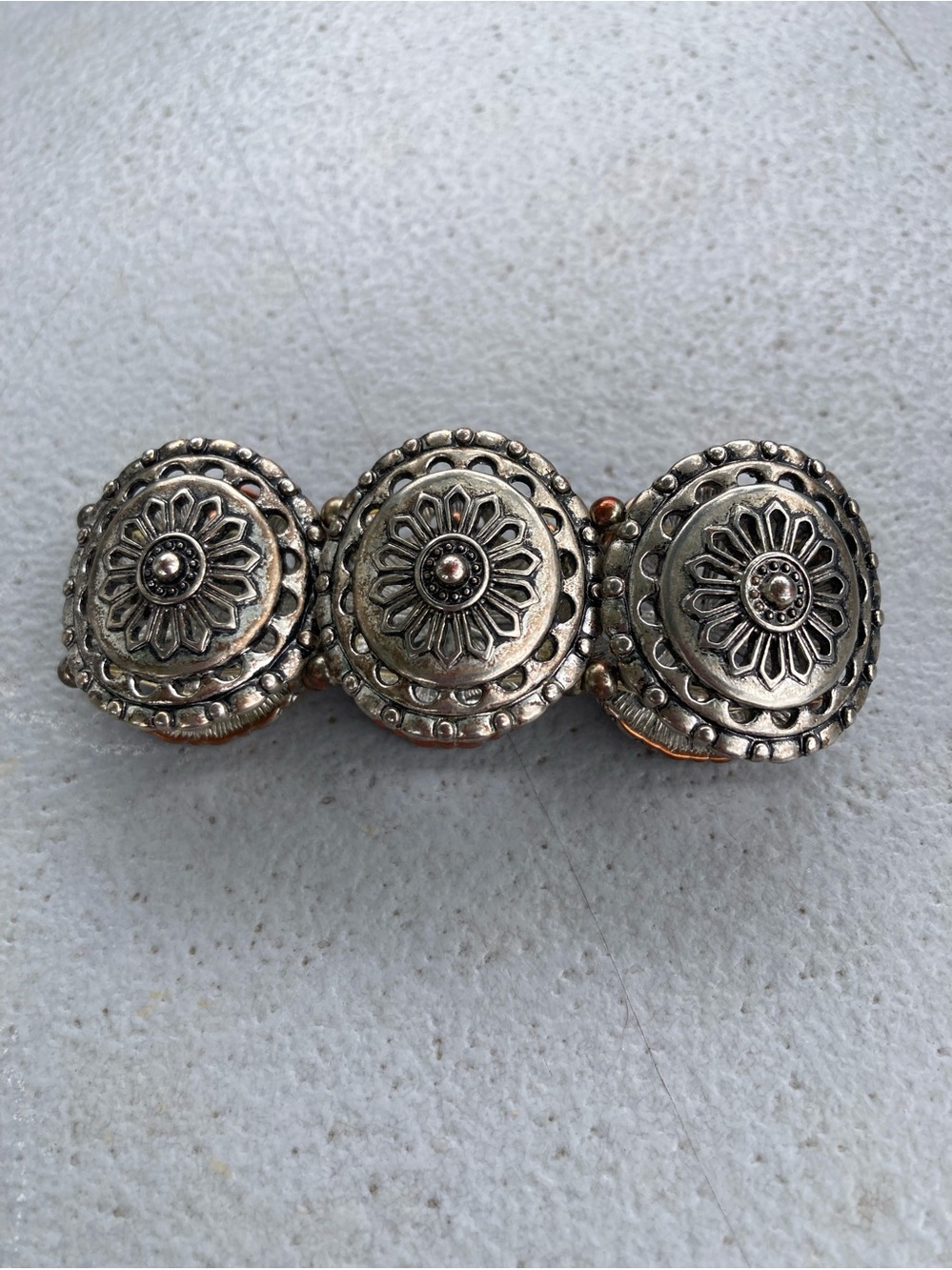 Vintage Concho Shield Bracelet Silvertone Copper Stretch